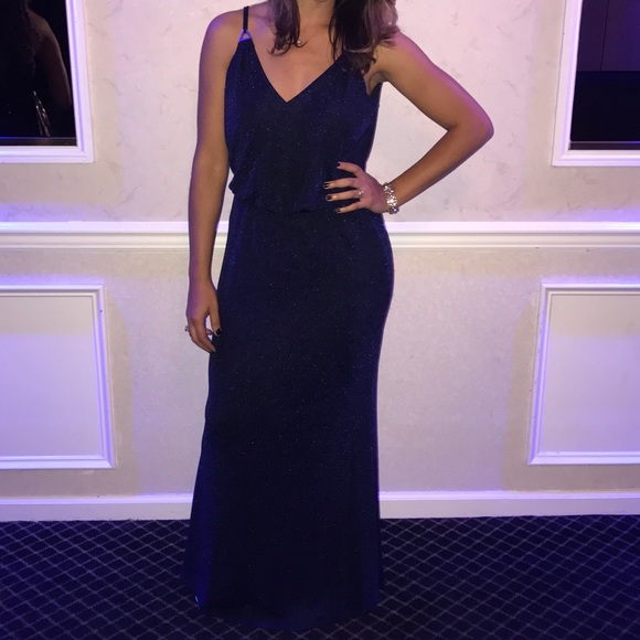 Dress - Picture 1 of 7